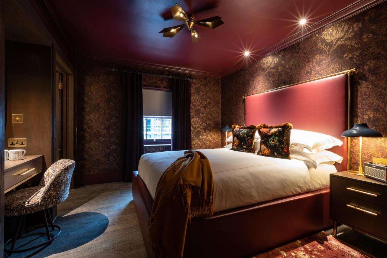 Sun Street Hotel Shoreditch London Exterior foto A bedroom at The Ivy Collection